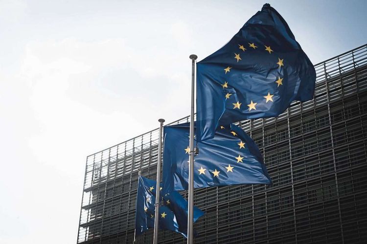Bestechungsvorwürfe im EU-Parlament: Vier Verdächtige in U-Haft