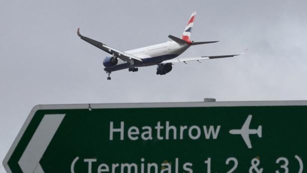 Blackout: Londoner Flughafen Heathrow bleibt heute geschlossen Blackout: Londoner Flughafen Heathrow bleibt heute geschlossen