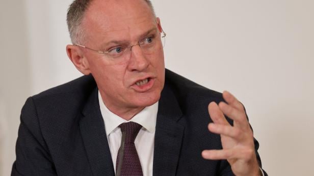 Karner bleibt dabei: “Ab jetzt ist der Familiennachzug gestoppt” Karner bleibt dabei: “Ab jetzt ist der Familiennachzug gestoppt”