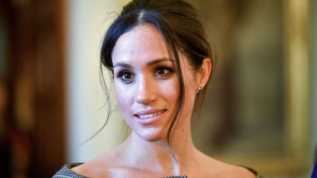 Meghan Markle regt sich auf: “Du weißt, dass ich jetzt Sussex heiße!” Meghan Markle regt sich auf: “Du weißt, dass ich jetzt Sussex heiße!”