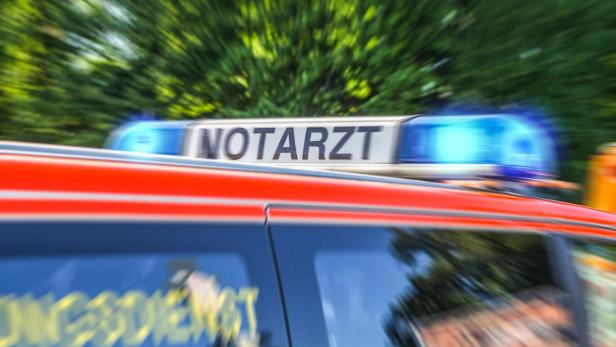Tragödie in Hamburg: Kind wurde von Müllwagen überfahren – tot Tragödie in Hamburg: Kind wurde von Müllwagen überfahren – tot