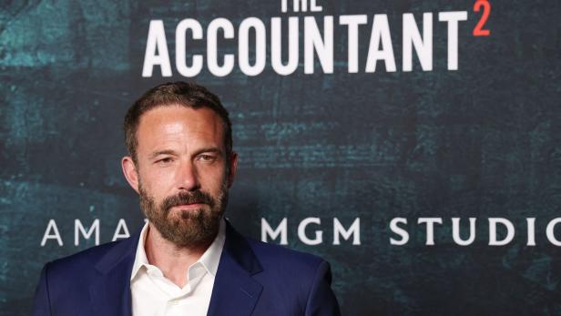 Ben Affleck nach Scheidung: Jennifer Lopez ist “spektakulär” und “wichtig” Ben Affleck nach Scheidung: Jennifer Lopez ist “spektakulär” und “wichtig”