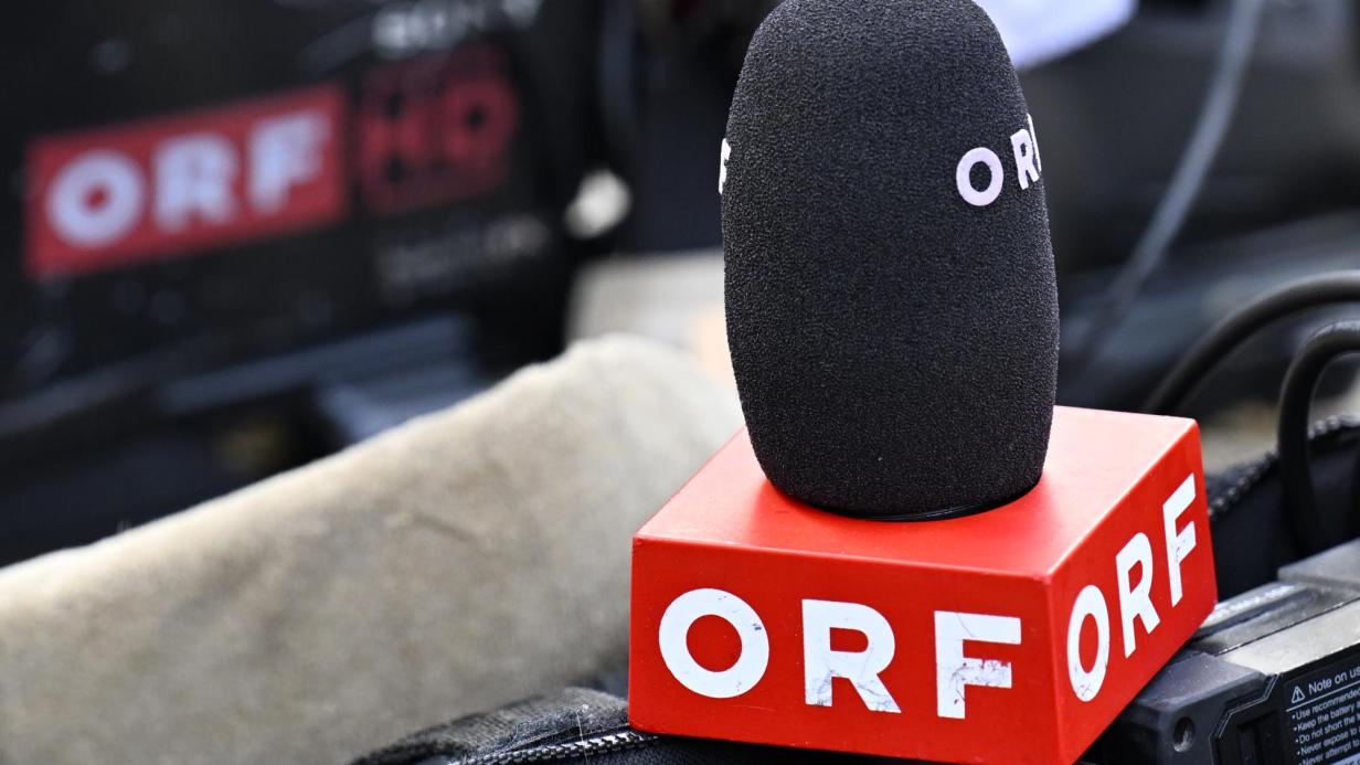 Der ORF pokert und pfeift auf das Spiel Rapid gegen Sturm Der ORF pokert und pfeift auf das Spiel Rapid gegen Sturm