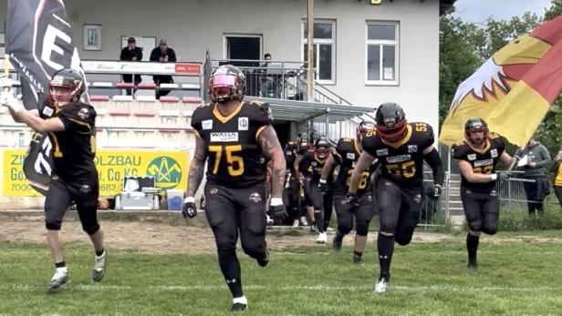 Football: Die Pannonia Eagles flogen zum Muttertagssieg