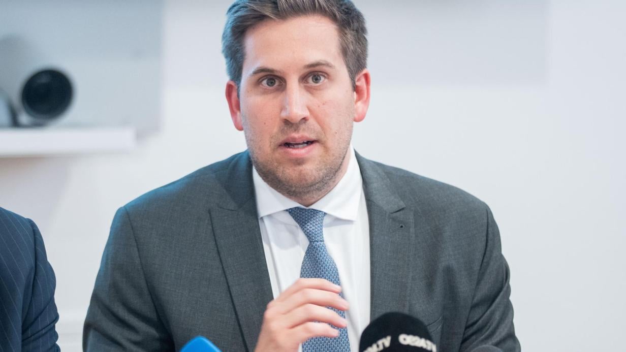 KI-Kompetenz in Österreich: Große Wissenslücken und Bedenken KI-Kompetenz in Österreich: Große Wissenslücken und Bedenken